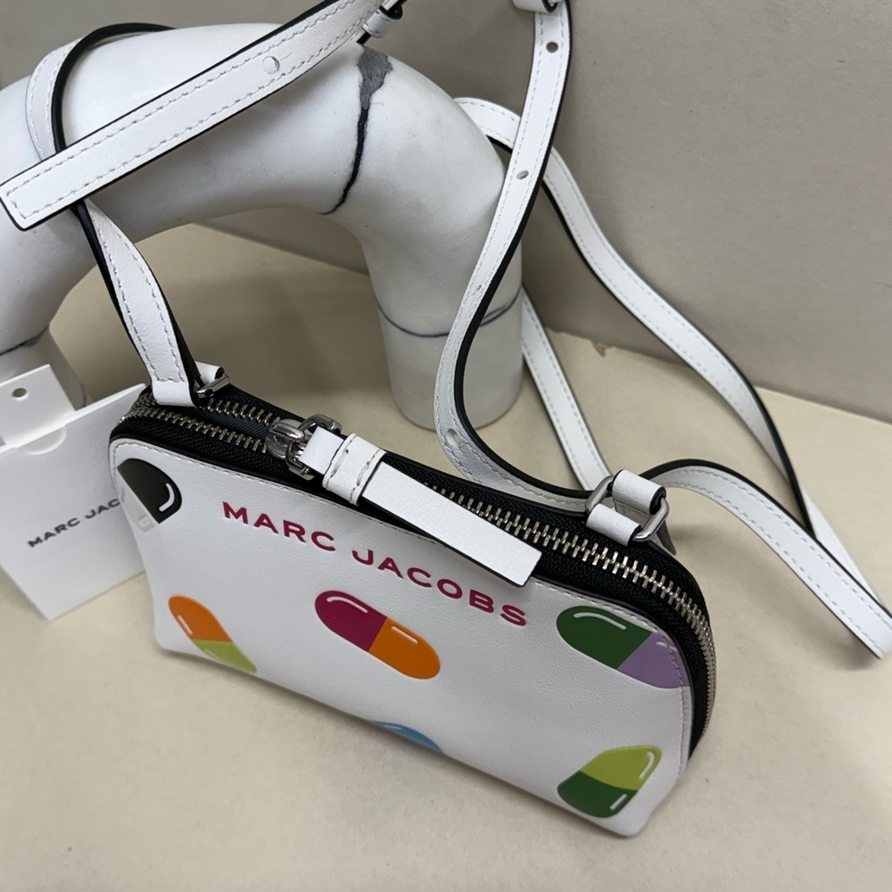 (new+tag) Marc Jacobs RARE small crossbody white leather fit large iphone - Picture 10 of 16